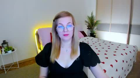 Alice online show from June 8, 9:32 am