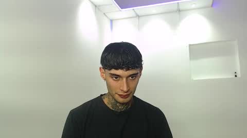 Angel online show from March 1, 12:15 am