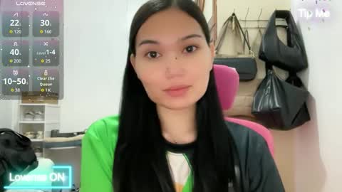 yrdrmgrl_jennie26 online show from April 2, 6:26 pm