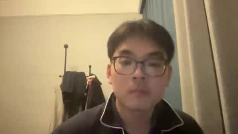 Albert Locko online show from February 25, 5:05 pm