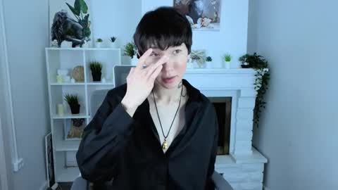 Yugo online show from December 4, 8:52 pm