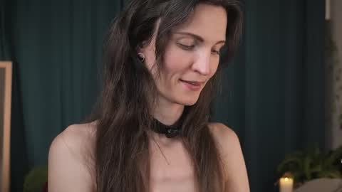 yulla dao online show from April 22, 5:20 pm