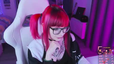 Yumi 3 online show from November 16, 8:22 pm