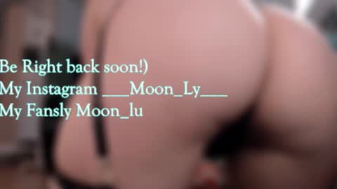 Polly online show from November 6, 4:43 pm