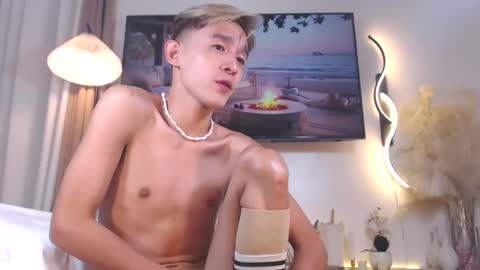 Justine online show from February 24, 4:04 pm