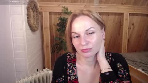 Lillya online show from November 16, 2:08 pm