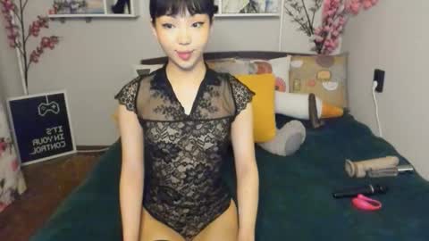 KIM online show from October 12, 12:09 pm