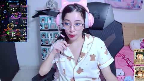 yuna_pink666 online show from September 9, 2:33 am