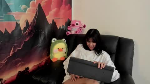 Yuna online show from February 25, 5:16 pm