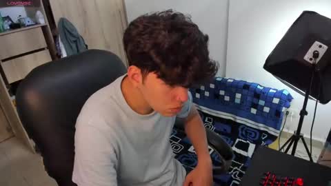 yurii_moody online show from September 13, 4:53 pm