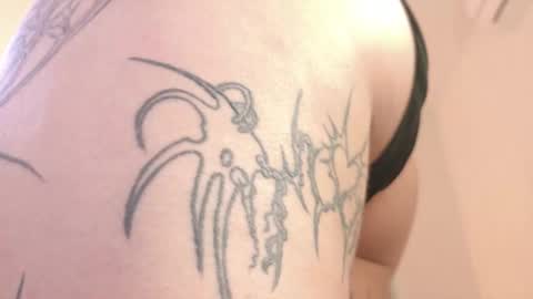 Hi My name Yuriko online show from March 21, 9:25 am