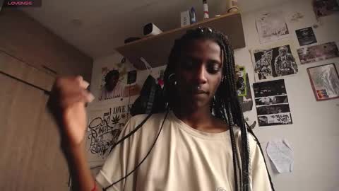 Yuya online show from March 6, 10:20 pm