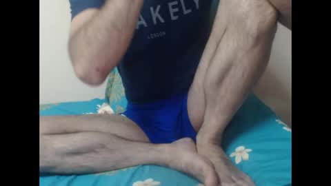 yvesstorm5 online show from November 18, 6:33 pm