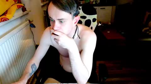   online show from December 1, 10:23 pm