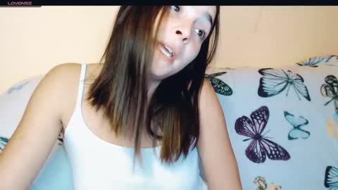 Snapshot of yzza_suave chatting on October 2, 8:40 pm yzza_suave online show from October 2, 8:40 pm