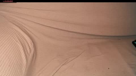 yzza_suave online show from December 18, 6:58 pm