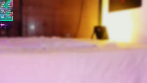 Snapshot of z_e_t_h_a chatting on October 17, 4:16 am tazzie online show from October 17, 4:16 am