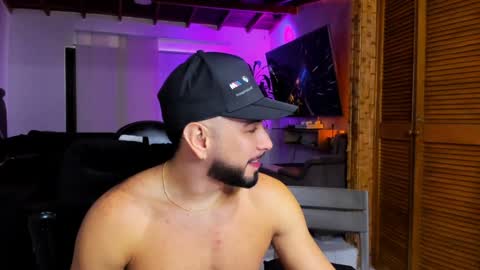 Zac  Jhordan online show from December 20, 2:05 pm