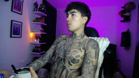 zac_muller1 online show from March 21, 8:52 am