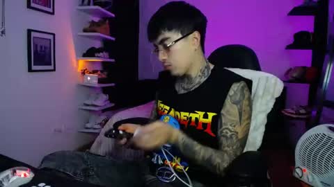 zac_muller1 online show from July 28, 4:54 am
