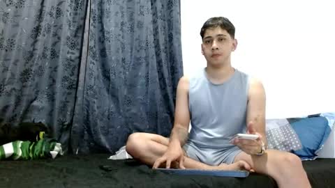 zacck_evans online show from June 2, 4:14 am