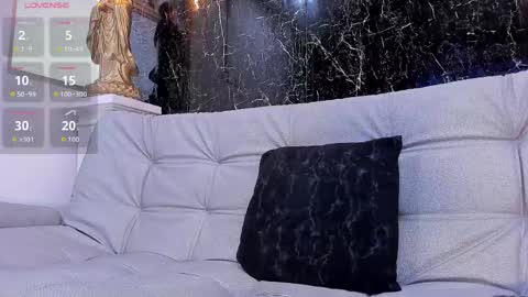 Zack online show from April 21, 5:42 pm