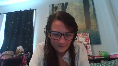 Snapshot of zaddyslilslutbucket chatting on September 9, 3:56 pm zaddyslilslutbucket online show from September 9, 3:56 pm