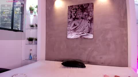 zafira online show from November 18, 1:47 pm