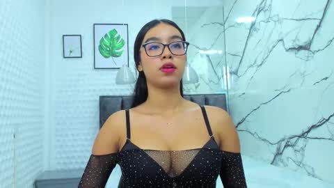 zafirafox online show from May 4, 7:42 pm