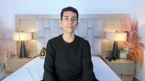 zahir_ashar online show from March 21, 8:19 am