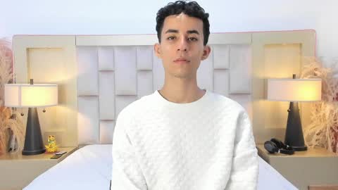 zahir_ashar online show from April 9, 12:47 am