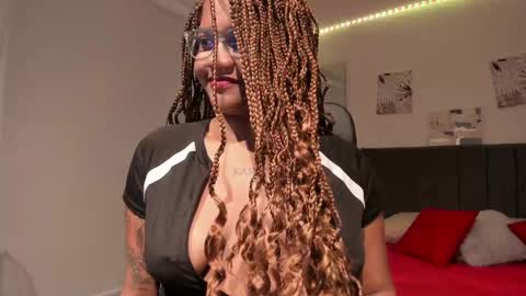 Snapshot of zahra_rose chatting on March 3, 11:44 am zahra_rose online show from March 3, 11:44 am