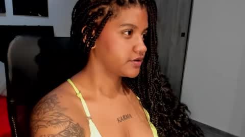 Snapshot of zahra_rose chatting on September 30, 9:36 pm zahra_rose online show from September 30, 9:36 pm