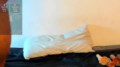 Zane Lux online show from October 2, 12:59 pm