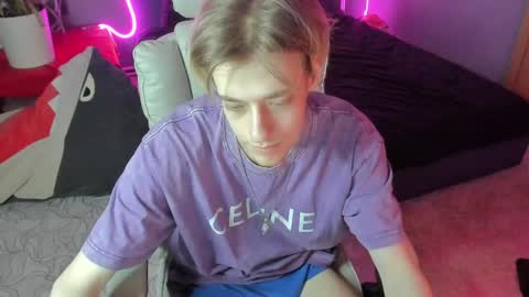 Kel online show from April 8, 12:57 am