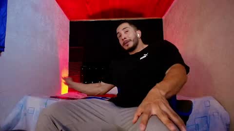 zanemaverick online show from April 23, 2:19 am