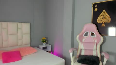 zaphiro__sky online show from March 9, 8:52 am