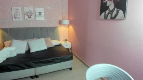 Zara Sweet  online show from February 10, 1:03 pm