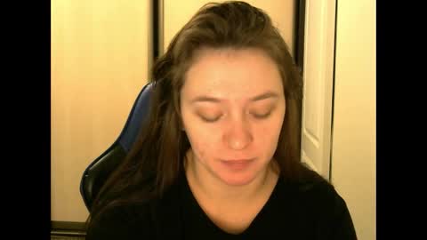 Snapshot of zara_golden chatting on January 11, 5:10 am chaturcum online show from January 11, 5:10 am