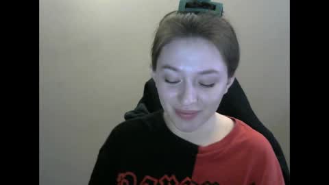 Snapshot of zara_golden chatting on January 19, 8:39 am chaturcum online show from January 19, 8:39 am