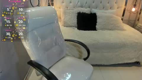 zara_moon1 online show from June 29, 6:32 am