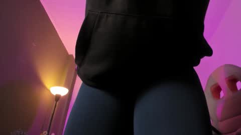 Zara . online show from February 4, 12:09 pm