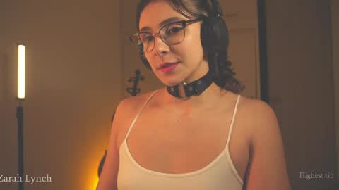 Miss Lynch   Next show  2911 online show from April 15, 11:27 pm