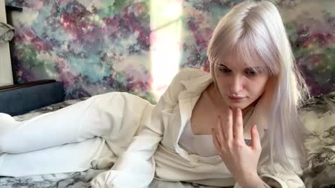 zaramontel online show from February 18, 6:02 am