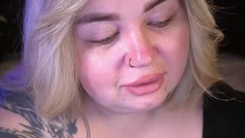 Lola online show from April 21, 2:51 am