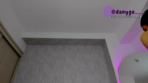 Zariana online show from March 1, 10:53 pm