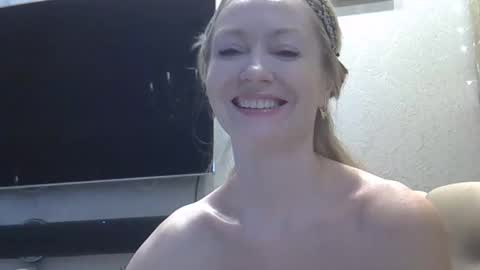 Zarina Swift online show from February 21, 6:38 am