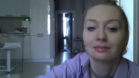 Zarina Swift online show from February 15, 6:48 am