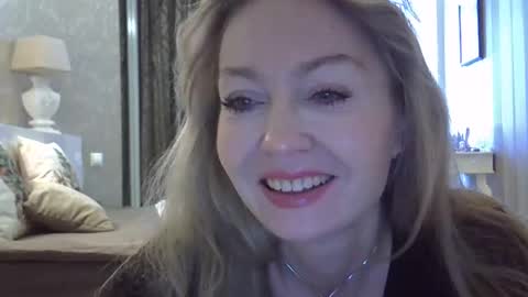 Zarina Swift online show from February 4, 4:38 am