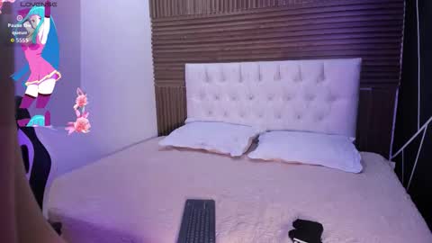 Zarina Waynne online show from March 27, 1:45 pm